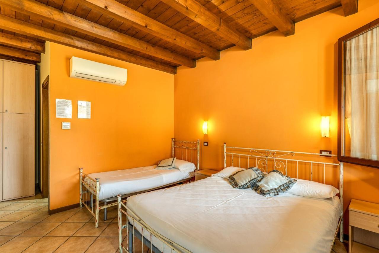 Agriturismo Pozzo Fiorito Castiglione Delle Stiviere Exterior foto
