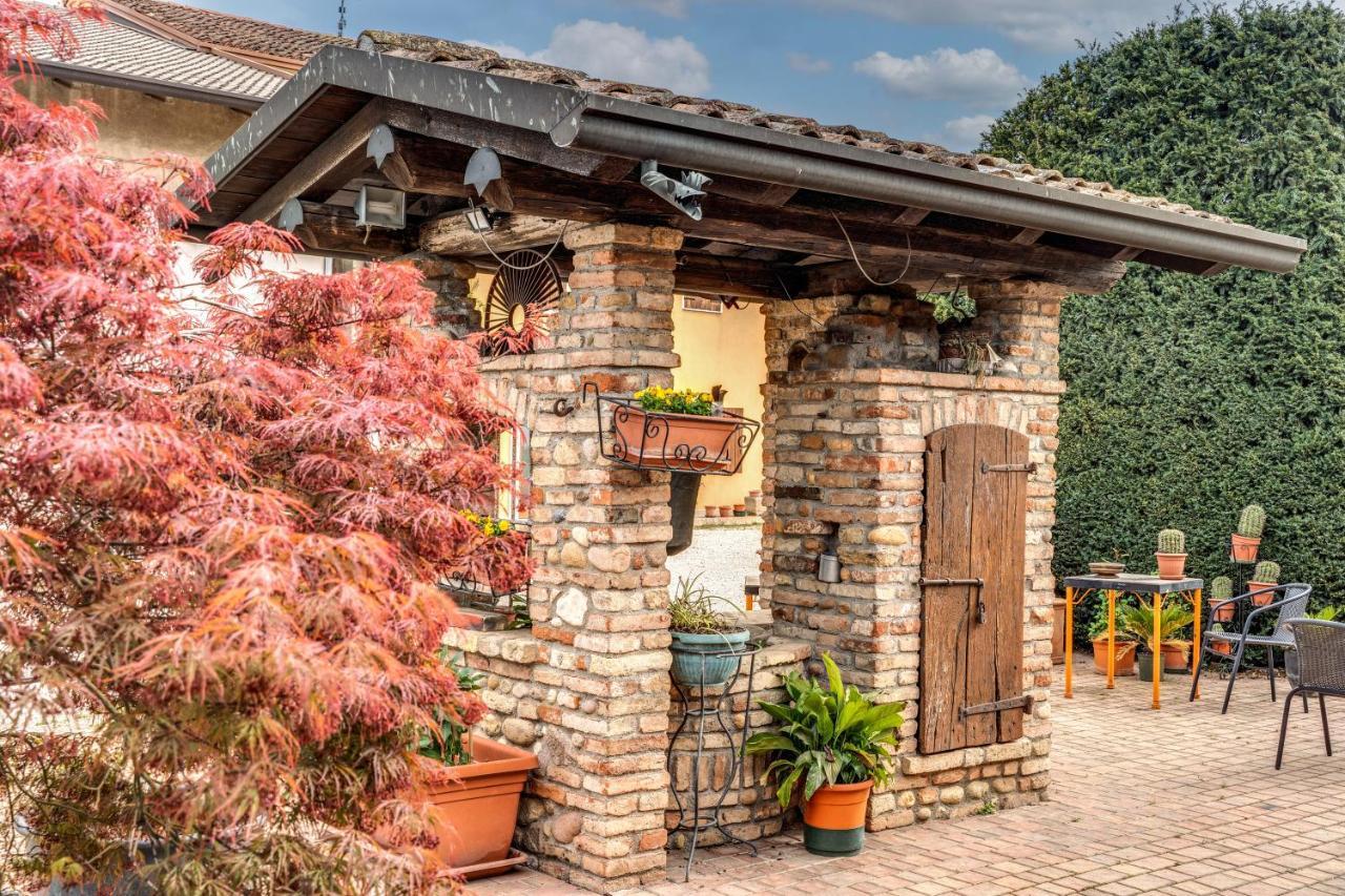 Agriturismo Pozzo Fiorito Castiglione Delle Stiviere Exterior foto