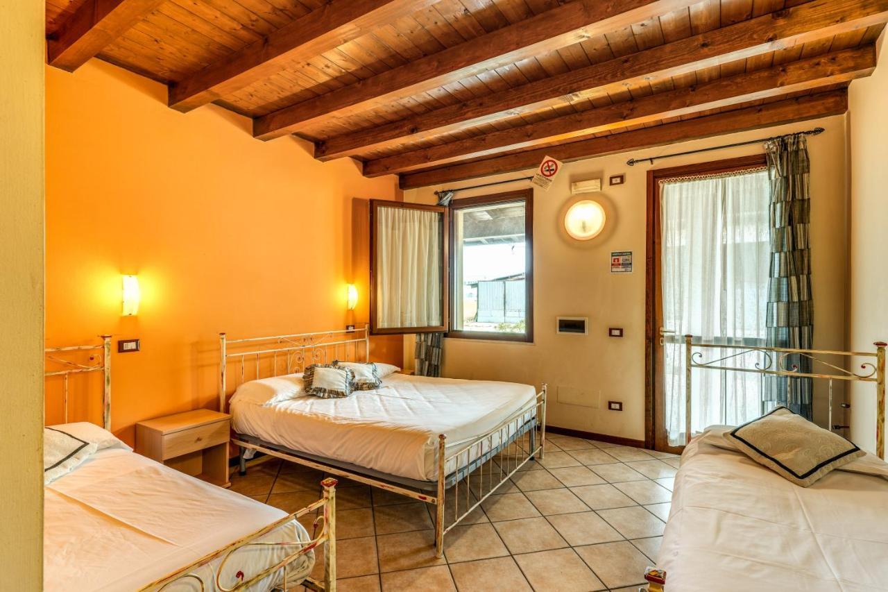 Agriturismo Pozzo Fiorito Castiglione Delle Stiviere Exterior foto