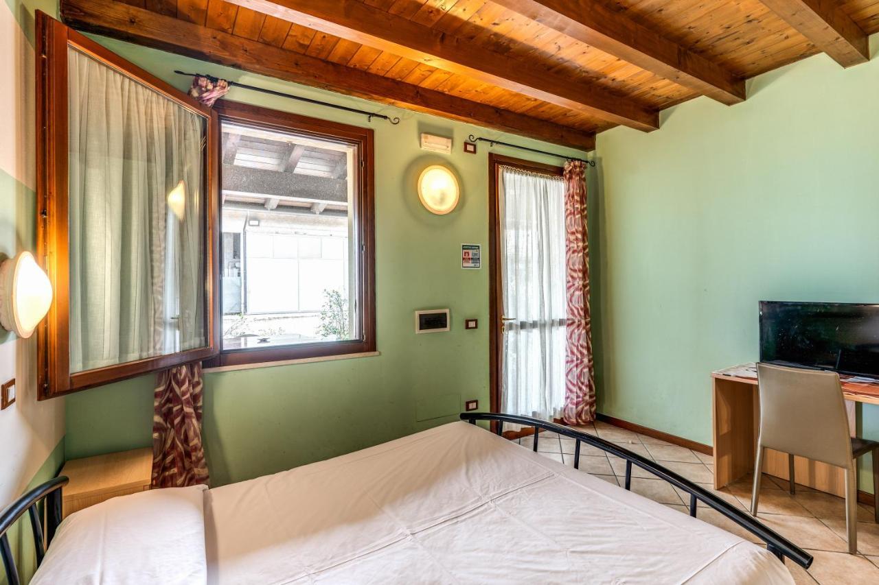 Agriturismo Pozzo Fiorito Castiglione Delle Stiviere Exterior foto