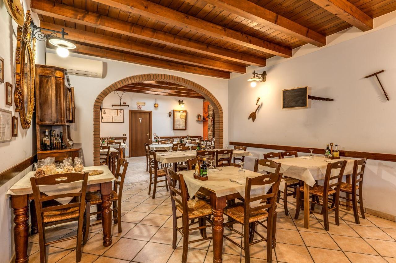 Agriturismo Pozzo Fiorito Castiglione Delle Stiviere Exterior foto