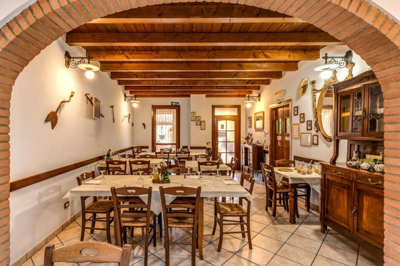 Agriturismo Pozzo Fiorito Castiglione Delle Stiviere Exterior foto