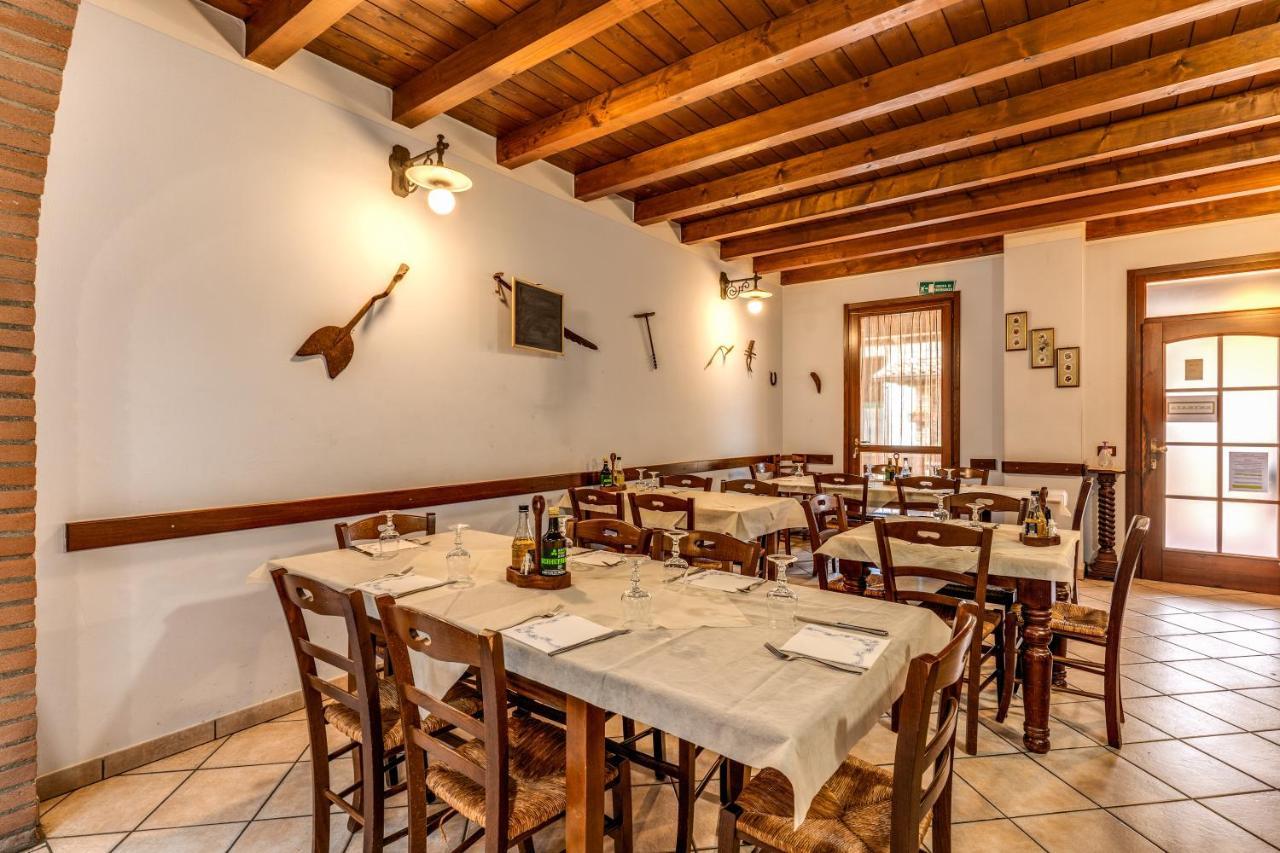 Agriturismo Pozzo Fiorito Castiglione Delle Stiviere Exterior foto